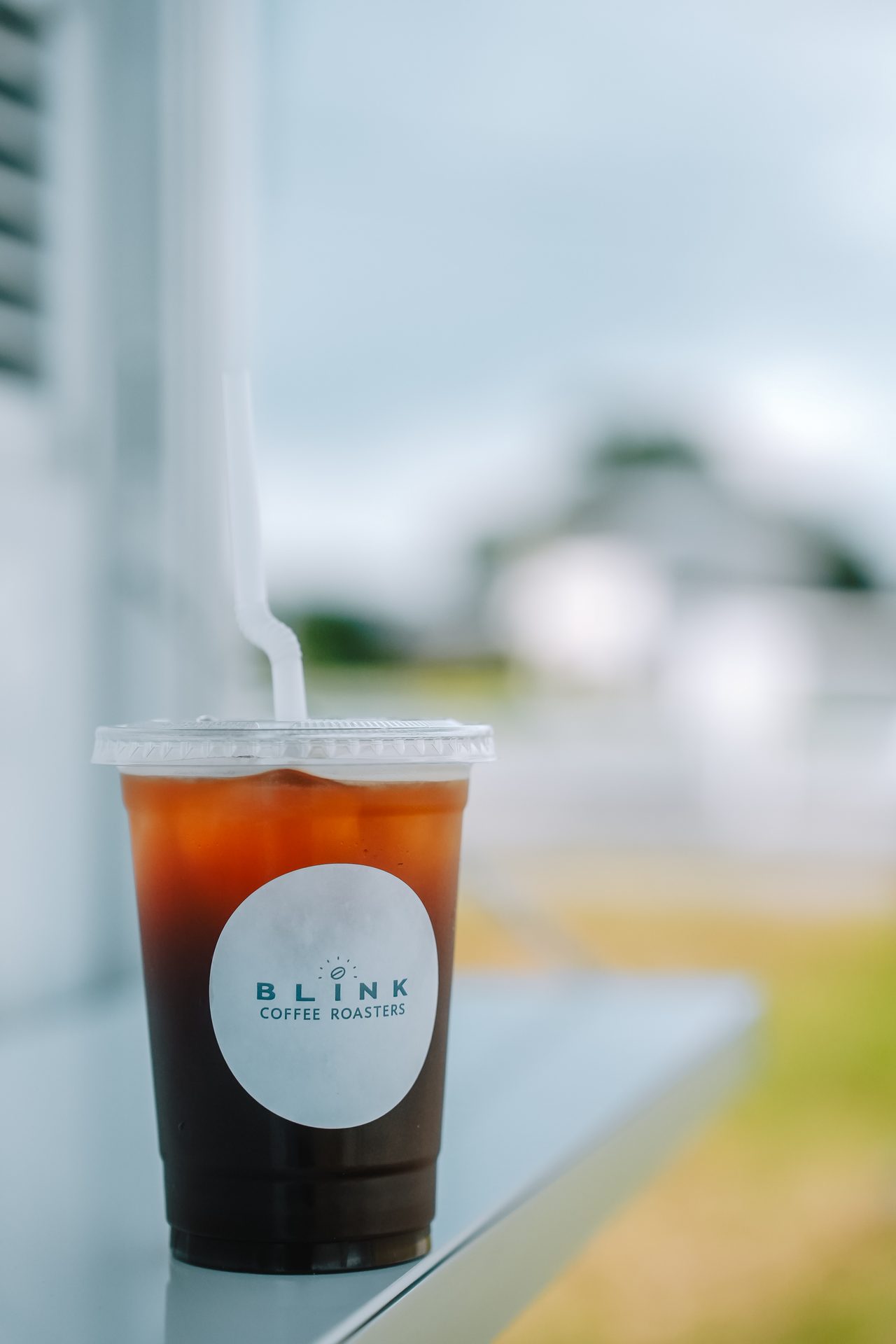 BLINKのカップのアイスコーヒー
